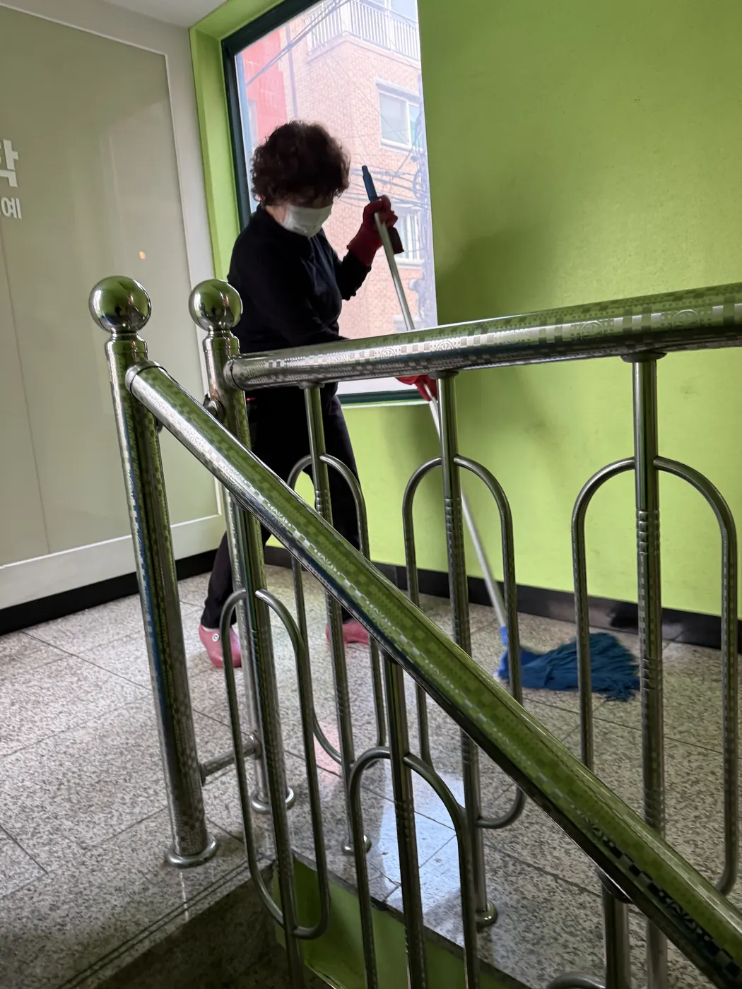 작업 진행 — 서구 학원청소 현장