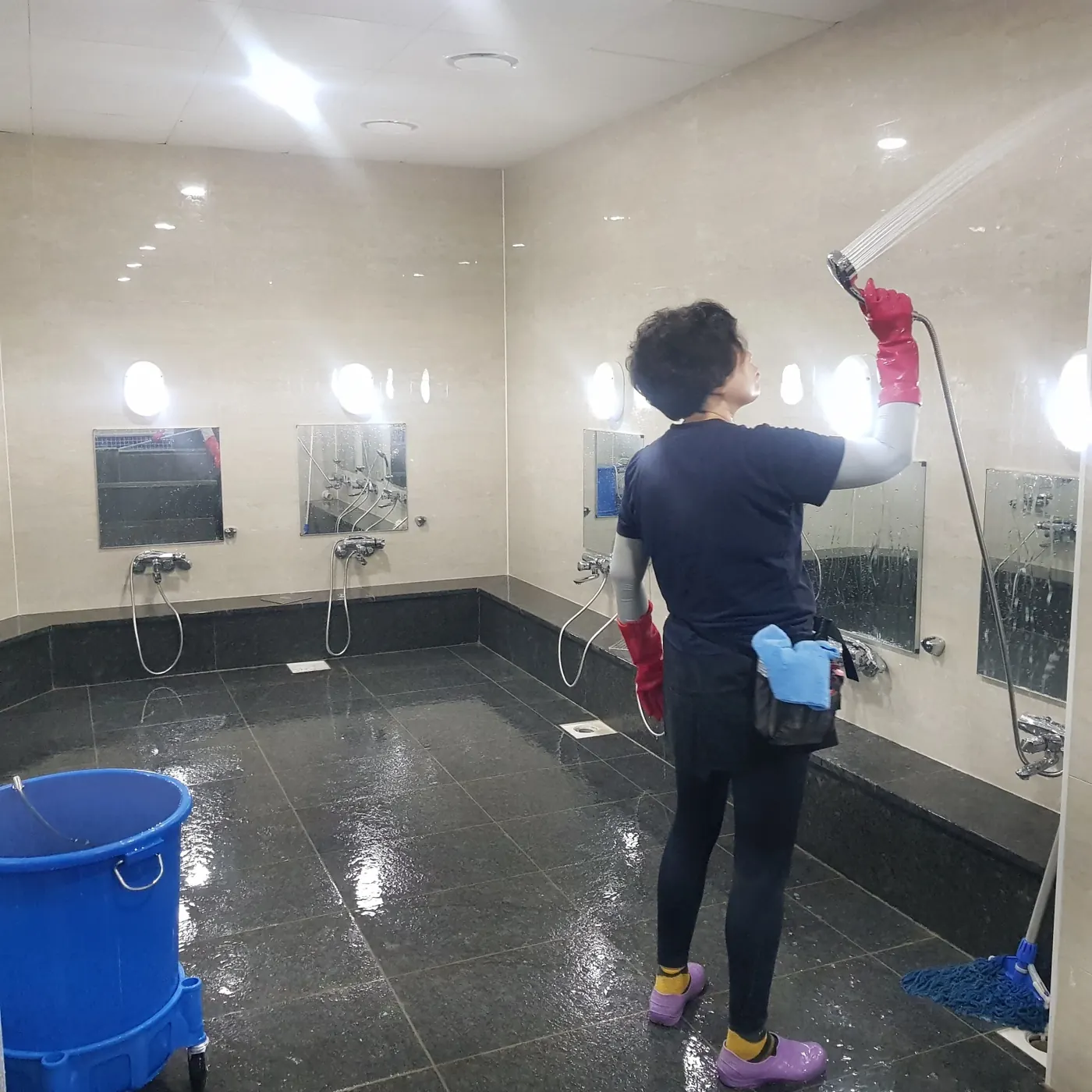 고압 세척 — 유성구 목욕탕청소 현장