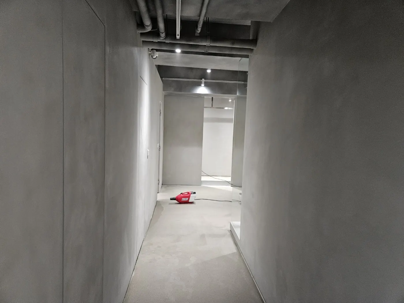 바닥 마감 상태 — 문평동 카페청소 현장