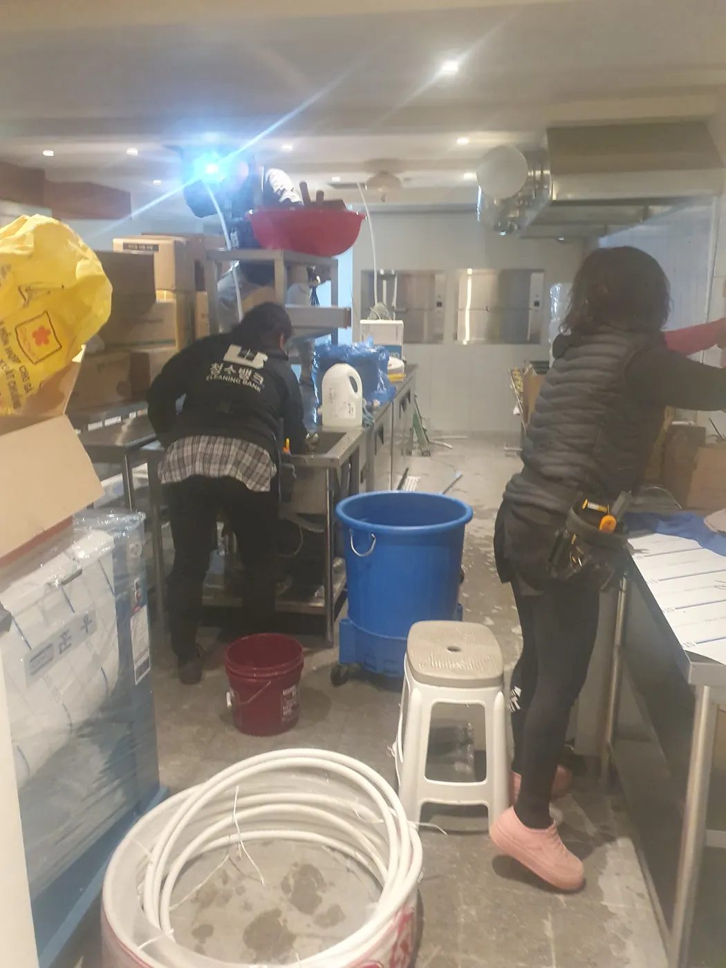 세정 진행 — 목동 식당청소 현장