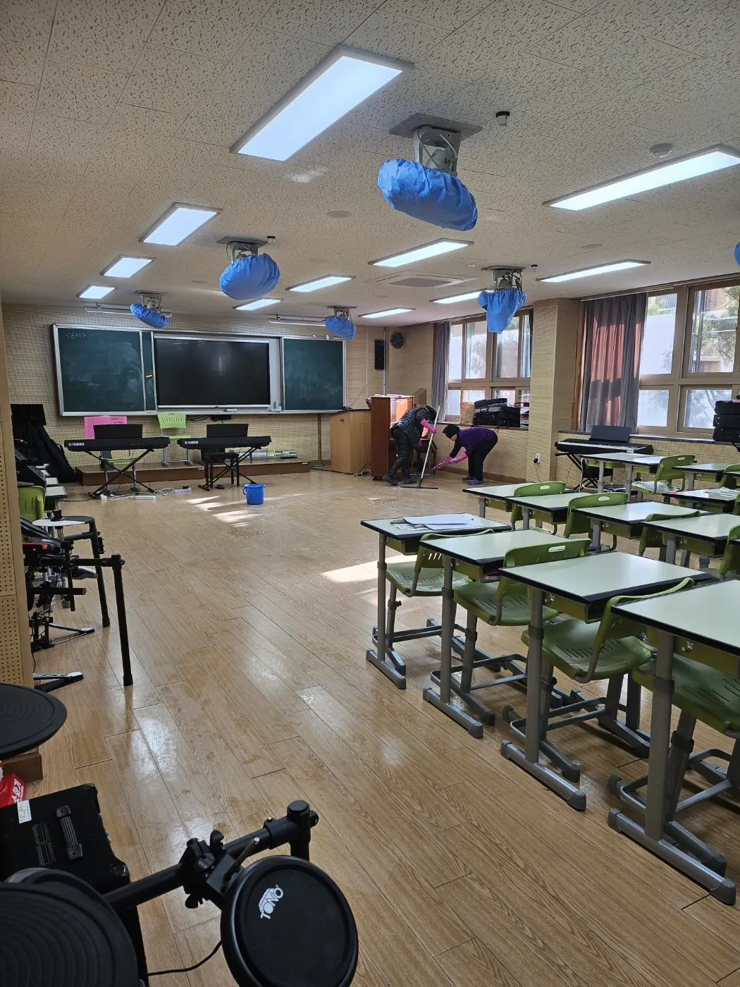 세정 진행 — 오정동 학교청소 현장