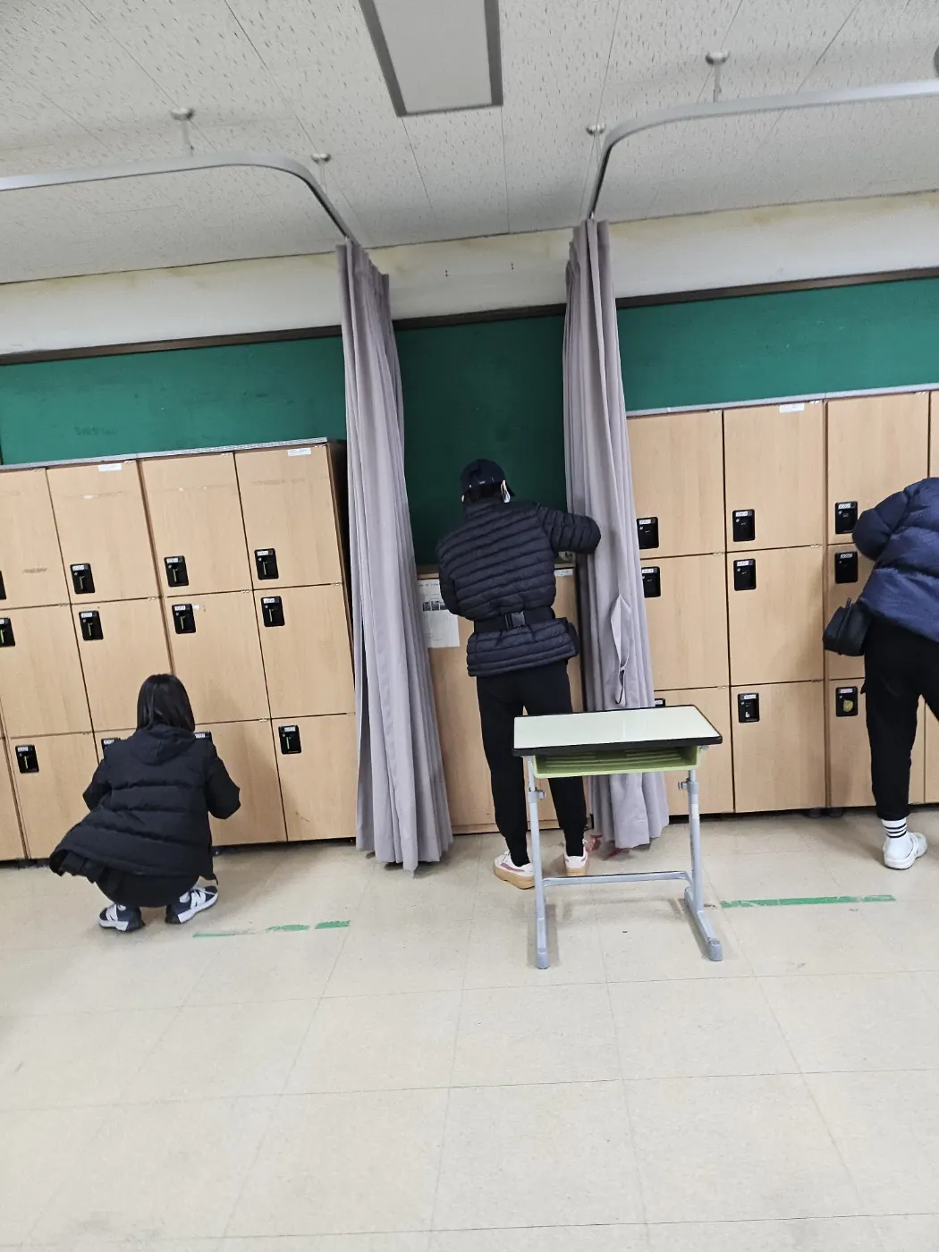 세정 진행 — 법동 학교청소 현장
