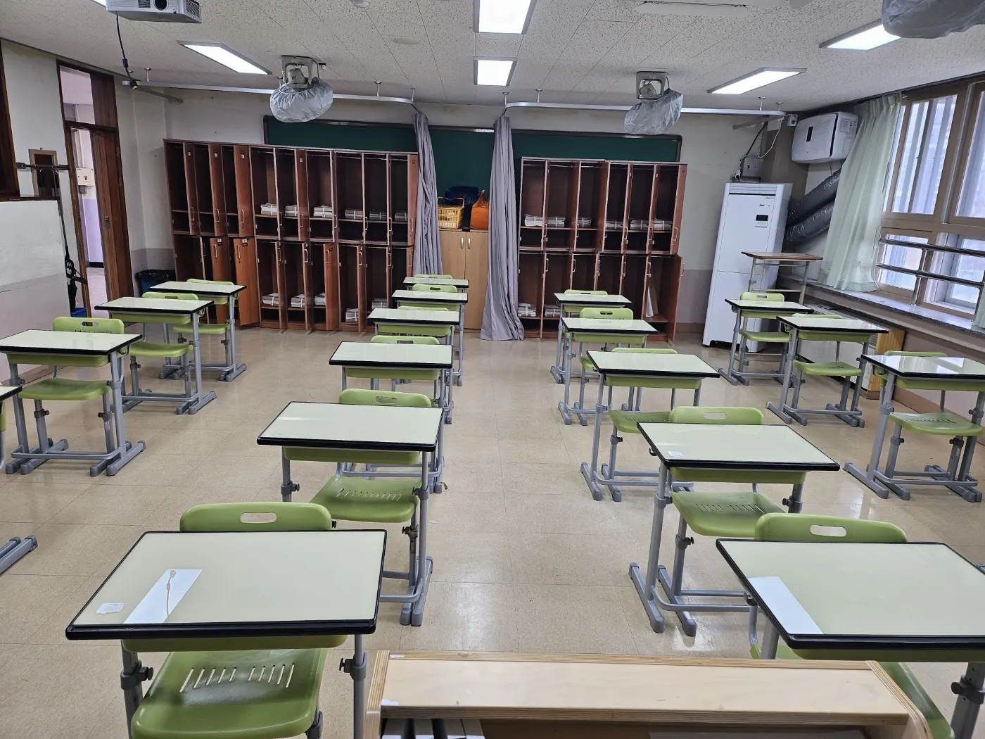특별교실 정리 — 유성구 학교청소 현장